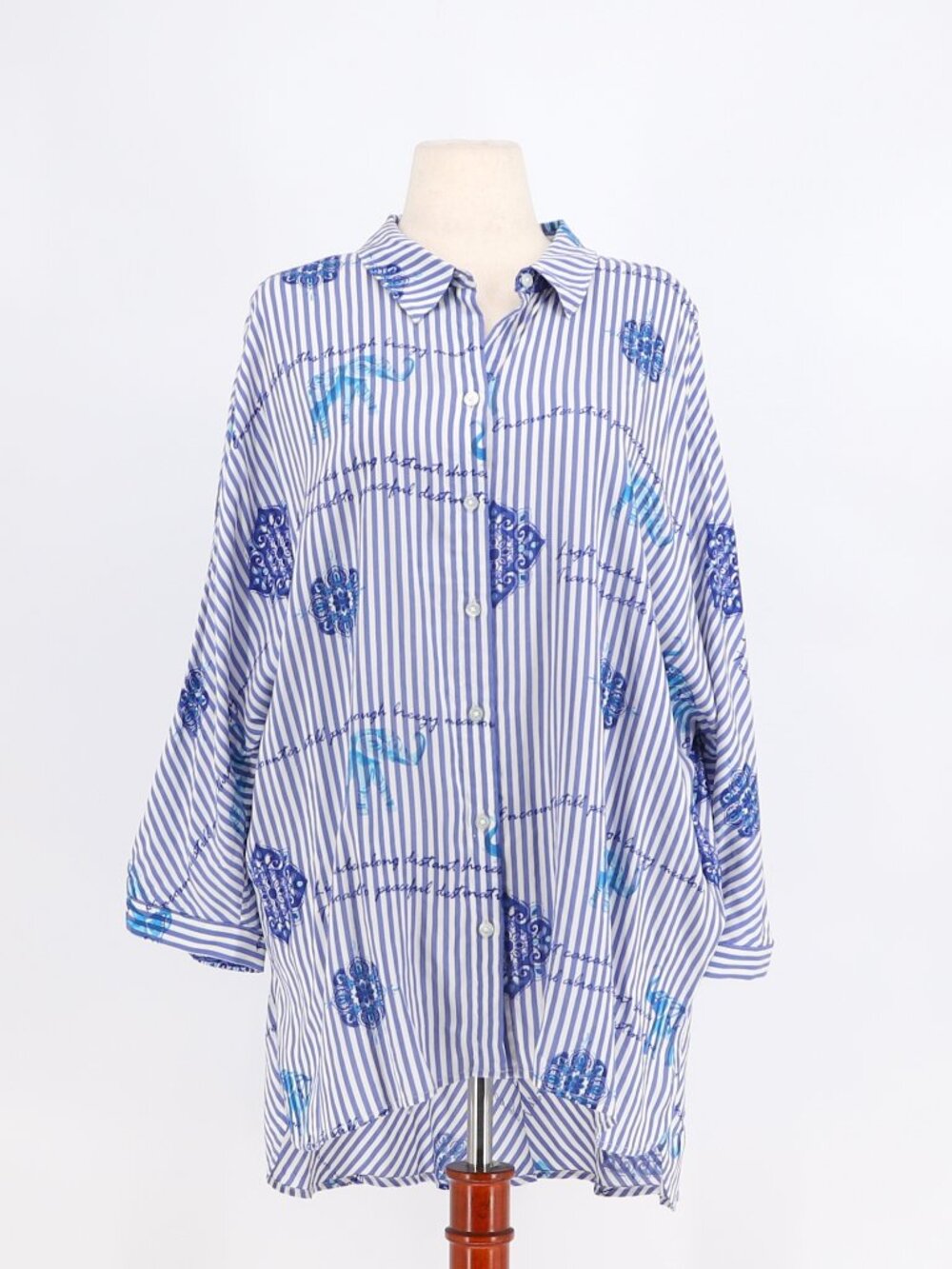 CHICO'S Blue & White Striped Button Up Tunic Shirt Elephant Print Size 4(20~22)